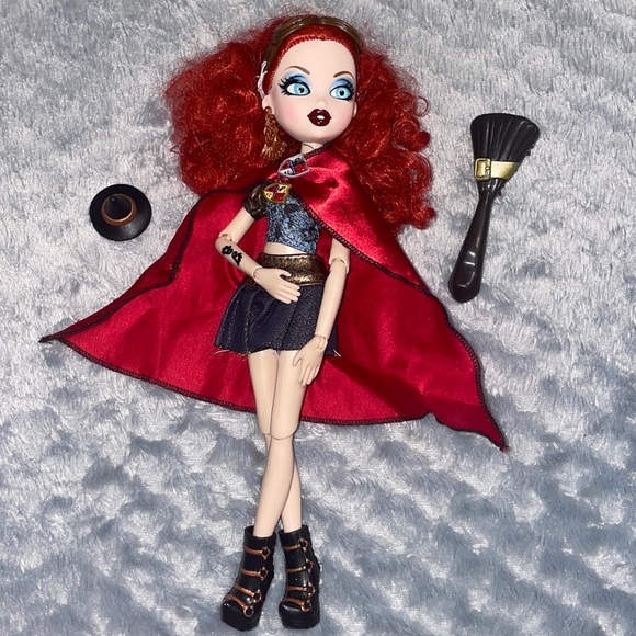 Bratz Bratzillaz Meygana Broomstix Glam Gets Wicked Doll - Picture 2 of 6